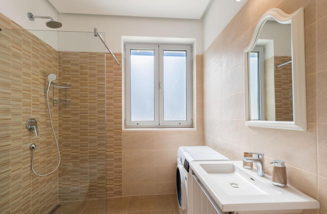 Beach Residences Caroline Đảo Hvar Ngoại thất bức ảnh